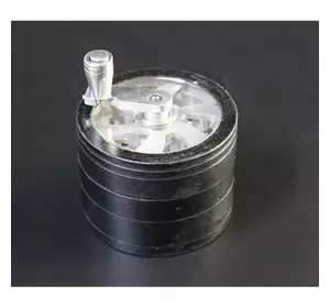 Гріндер алюмінієвий магнітний 4 частини GR-110 6*6*4,5 см Чорний