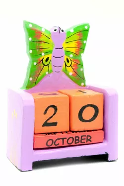 Календарь настольный "Бабочка" дерево (10х7,5х4 см)