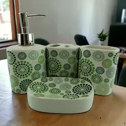 Набір для ванної керамічний "Зелені кола" Набір для ванної керамічний "Зелені кола"