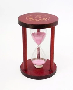 Пісочний годинник "Коло" скло + темне дерево 5 хвилин Рожевий пісок