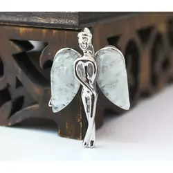 Кулон білий метал "Ангел з кам'яними крилами" вставка Гірський кришталь 2,3*0,3*3,4см.