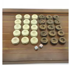 Фішки для нард (д-28 мм, вис-10 мм)дерев'яні, пакетики в комплекті, білі та коричневі