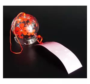 Японський скляний дзвіночок Фурін зі спідничкою 6,5*6,5*7 см. Висота 40 см. Червоні квіти
