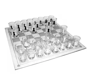 Шахи з чарками (35х35х6,5 см)