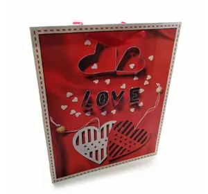 Пакет подарунковий картонний "Love" (18х23х8 см)