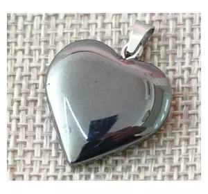 Кулон кам'яний Серце Гематит 2*0,5*2 см.